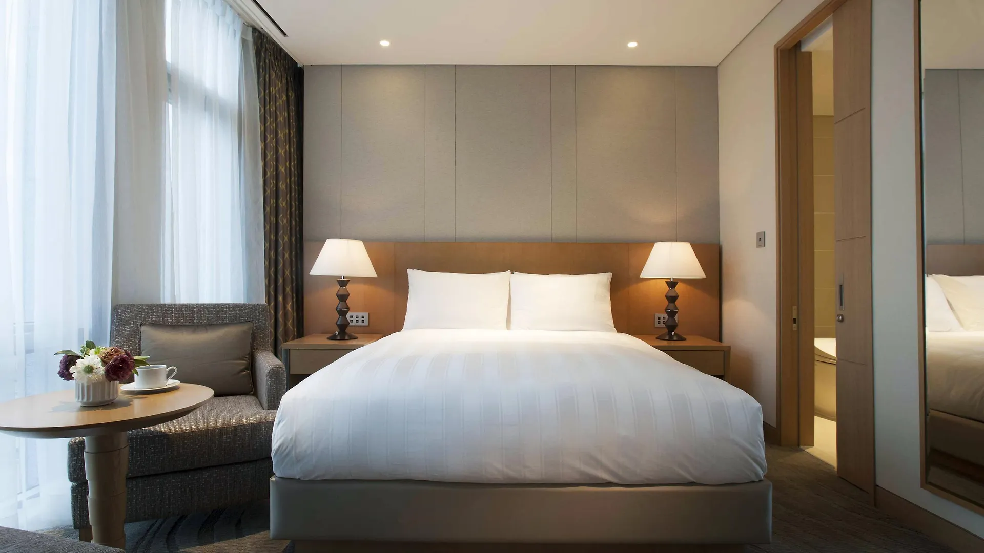 Lotte City Hotel Jeju 4*,  South Korea